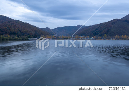 忠清縣槐山郡Mungwon水庫 71356481