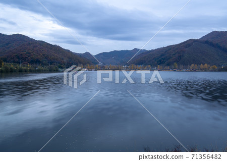 Mungwon Reservoir, Goesan-gun, Chungbuk Mungwon Reservoir, Goesan-gun, Chungbuk 71356482