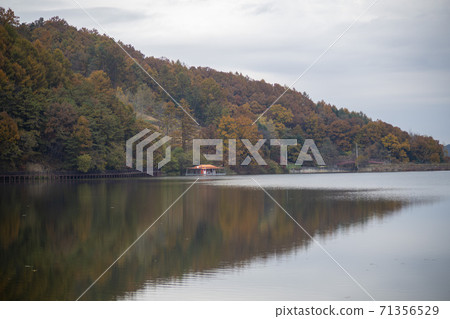 Mungwon Reservoir, Goesan-gun, Chungbuk Mungwon Reservoir, Goesan-gun, Chungbuk 71356529