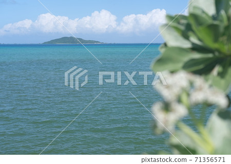 Ogami Island (Miyakojima) called the Island of the Gods 71356571