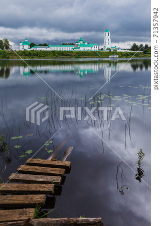 The Svirsky monastery in the village of Old Sloboda - Russia 71357942