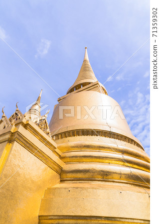 The Temple of the Emerald Buddha or Wat Phra Kaew is famous place for tourists The Temple of the Emerald Buddha or Wat Phra Kaew is famous place for tourists 71359302