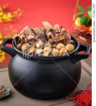 佛跳牆 年菜 農曆新年 Chinese lunar new year Fo Tiao Qiang 佛跳牆 年菜 農曆新年 Chinese lunar new year Fo Tiao Qiang 71361787