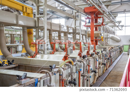 A series of chemical baths on a large production for different anodirovanie and galvanizirovali metal products A series of chemical baths on a large production for different anodirovanie and galvanizirovali metal products 71362093