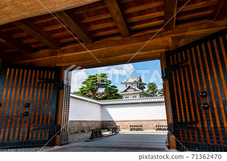 石川縣金澤市金澤城堡（從河北門司門眺望菱形） 71362470