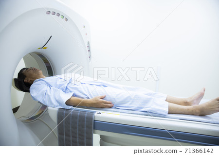 CT examination 71366142