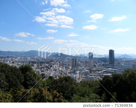 Overlooking the Seto Inland Sea from the stupa 71369836