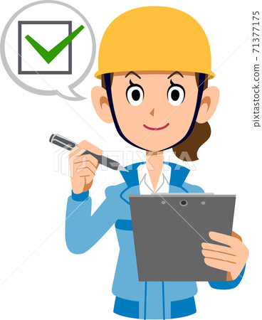 施工現場的女人要檢查確認 71377175
