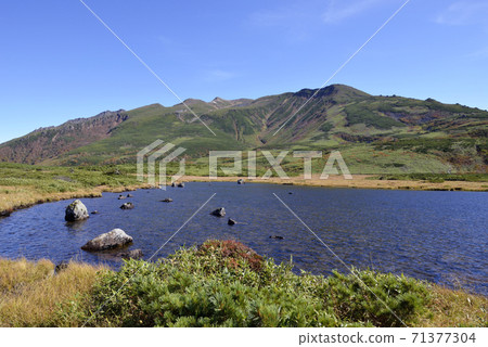 Autumn Numanohira (Daisetsuzan, Hokkaido) Autumn Numanohira (Daisetsuzan, Hokkaido) 71377304