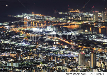 從Mayayama Hoseidai看的神戶夜景[2020] 71378971