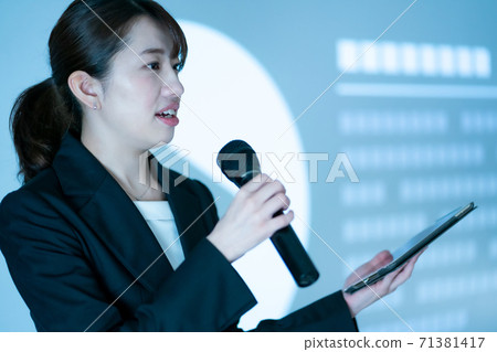 presentation, female, females 71381417