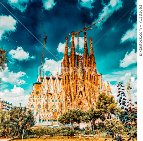 BARCELONA, SPAIN - SEPT 02, 2014 71381663