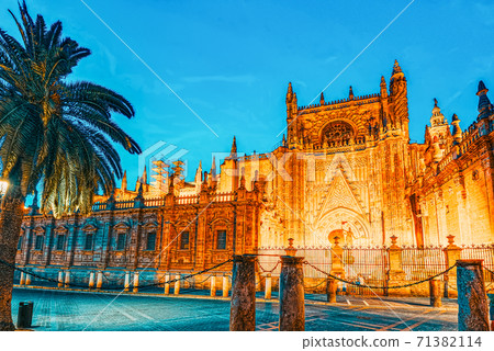 Cathedral of Saint Mary of the See (Catedral de Santa Maria de l 71382114