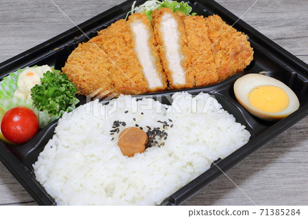 Tonkatsu lunch box Tonkatsu lunch box 71385284