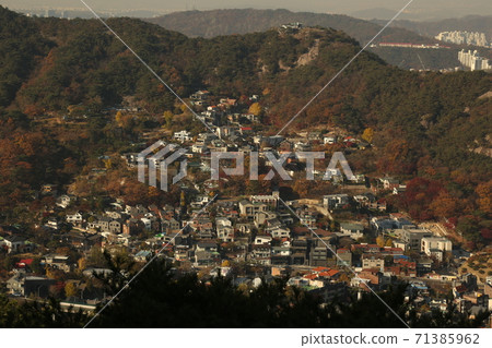 布卡克山，布漢山，波昂山，貝加克山，秋葉山 71385962