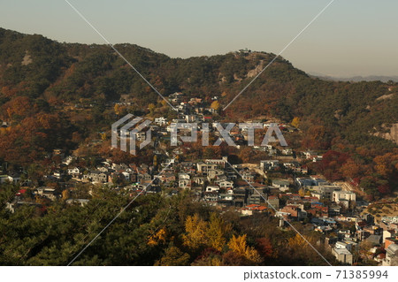 布卡克山，布漢山，波昂山，貝加克山，秋葉山 71385994