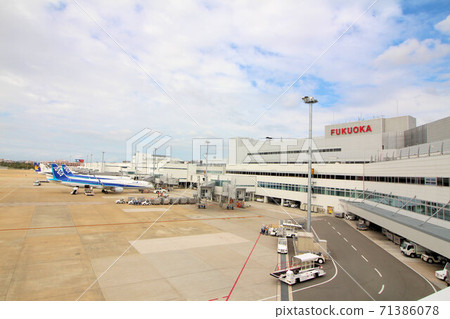 福岡機場 71386078