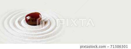 Zen japanese garden background. Horizontal banner Zen japanese garden background. Horizontal banner 71386301