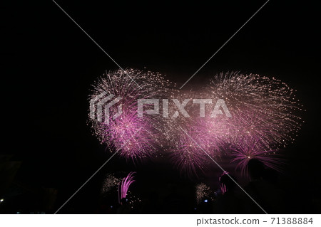 2019年日立沙子藝術節上的煙花 2019年日立沙子藝術節上的煙花 71388884