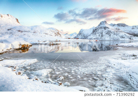 Gorgeous frozen Flakstadpollen and Boosen fjords Gorgeous frozen Flakstadpollen and Boosen fjords 71390292