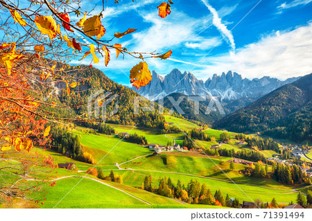 Awesome autumn scene of magnificent Santa Maddalena village in Dolomites Awesome autumn scene of magnificent Santa Maddalena village in Dolomites 71391494