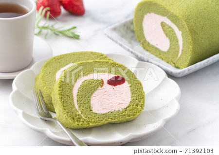 瑞士卷 瑞士捲 蛋糕卷 抹茶 草莓 Matcha roll cake スイスロール ロールケーキ 71392103