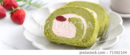 瑞士卷 瑞士捲 蛋糕卷 抹茶 草莓 Matcha roll cake スイスロール ロールケーキ 71392104