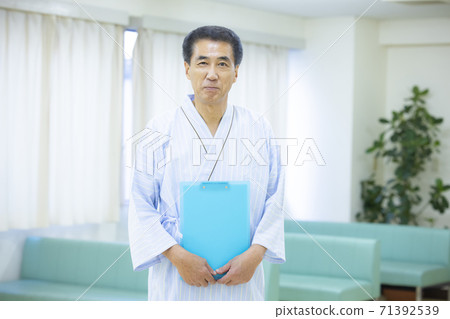 中年男性人類碼頭 71392539