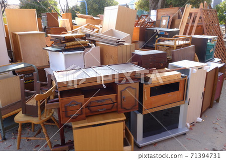 Bulky garbage 71394731
