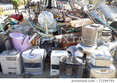 Bulky garbage 71394744