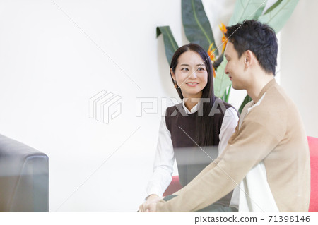 一個情人 一個情人 71398146