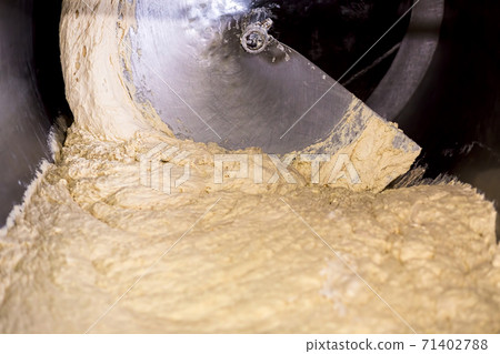 Manufacture of bread. Manufacture of bread. 71402788