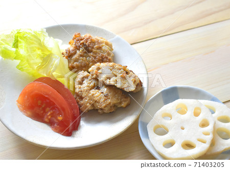 脆皮耐嚼根蔬菜倫康漢堡包 71403205