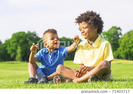 Guys have a breakfast. Guys have a breakfast. 71403717