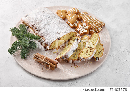 Traditional Christmas stollen dessert 71405578