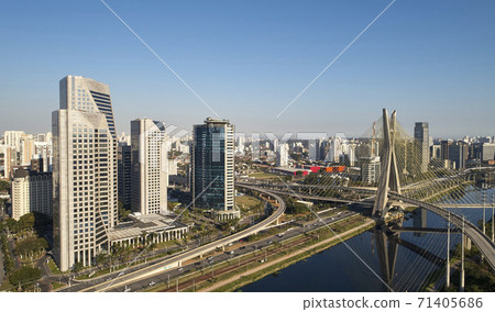 Estaiada bridge in Sao Paulo city, Brazil. 71405686