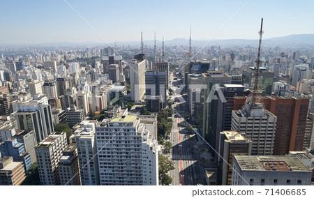 Avenida Paulista (Paulista avenue), Sao Paulo city, Brazil. Avenida Paulista (Paulista avenue), Sao Paulo city, Brazil. 71406685