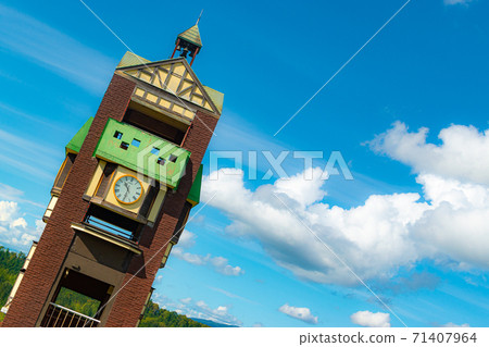 clock tower 71407964