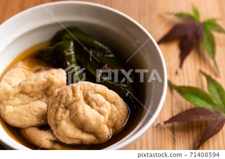 Boiled soft ganmodoki and grilled peppers Boiled soft ganmodoki and grilled peppers 71408594