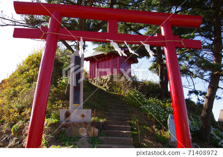 Ebisu Shrine on the Oiwa coast Ebisu Shrine on the Oiwa coast 71408972