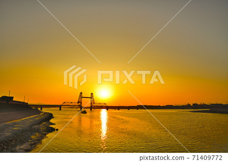 大川市築後川商會大橋的夜景 71409772