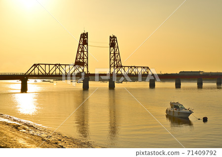 Evening view of Chikugo River Lift Bridge in Okawa City Evening view of Chikugo River Lift Bridge in Okawa City 71409792