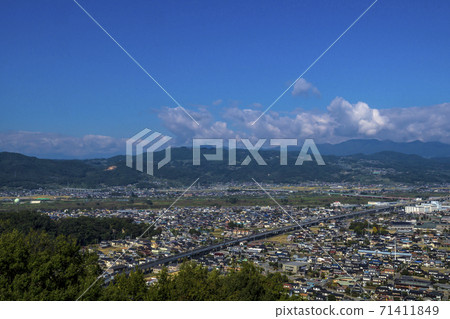 Shinshu, Chikuma City, Nagano Prefecture Akimori Shogun Tsuka Kofun, a suburb of Nagano City Shinshu, Chikuma City, Nagano Prefecture Akimori Shogun Tsuka Kofun, a suburb of Nagano City 71411849