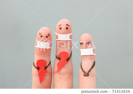 Fingers art of family in medical mask from COVID-2019. Concept of couple holding broken heart. 71413839