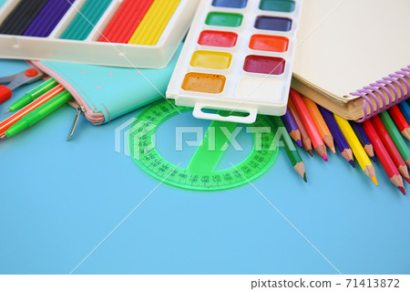 Stationery objects. School supplie. 71413872