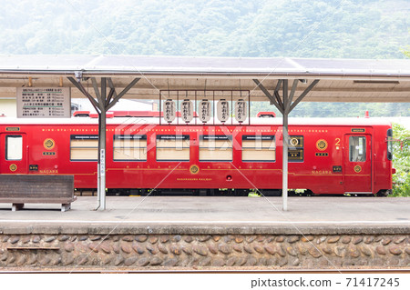 郡上市郡上八man站觀光列車 71417245
