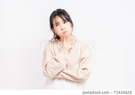 Young woman having trouble 71420828