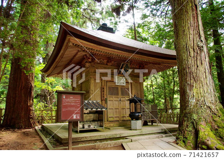 Koyasan Okunoin Strict Hall (Koya-cho, Ito-gun, Wakayama Prefecture) 71421657