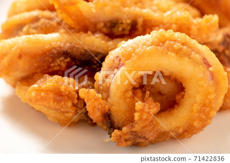 烏賊飛(魷魚圈)。 烏賊飛(魷魚圈)。 71422836