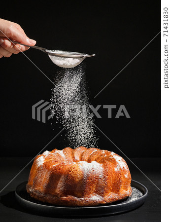 Powdered Sugar On Gugelhupf Cake Powdered Sugar On Gugelhupf Cake 71431830